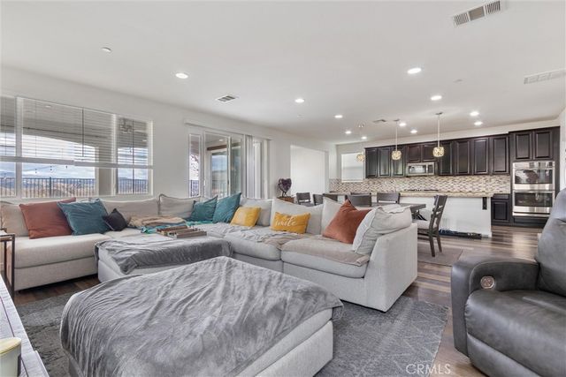 29046 Sterling Lane, Valencia, CA 91354