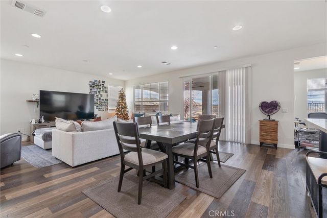 29046 Sterling Lane, Valencia, CA 91354