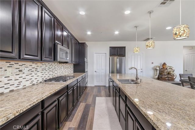 29046 Sterling Lane, Valencia, CA 91354