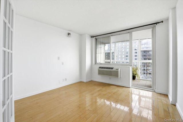 118-17 Union Tpke 16G, Forest Hills, NY 11375