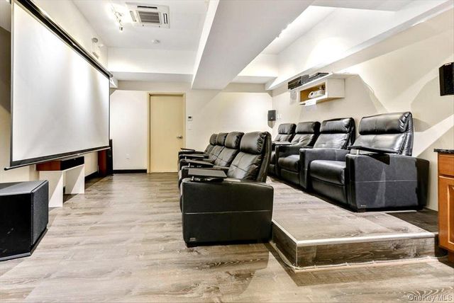 118-17 Union Tpke 16G, Forest Hills, NY 11375