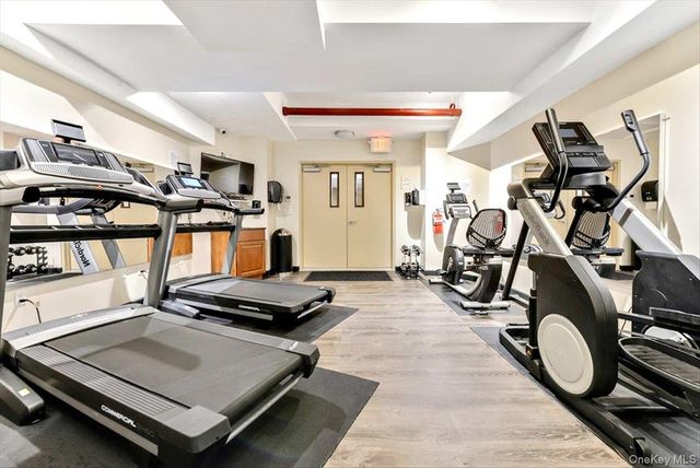 118-17 Union Tpke 16G, Forest Hills, NY 11375