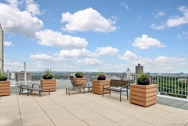 118-17 Union Tpke 16G, Forest Hills, NY 11375