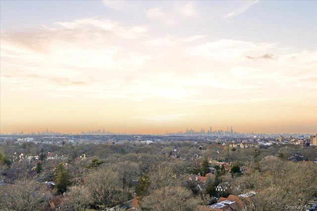 118-17 Union Tpke 16G, Forest Hills, NY 11375