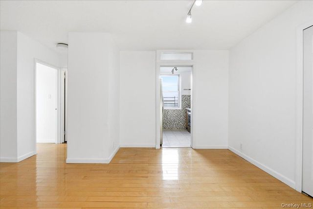 118-17 Union Tpke 16G, Forest Hills, NY 11375