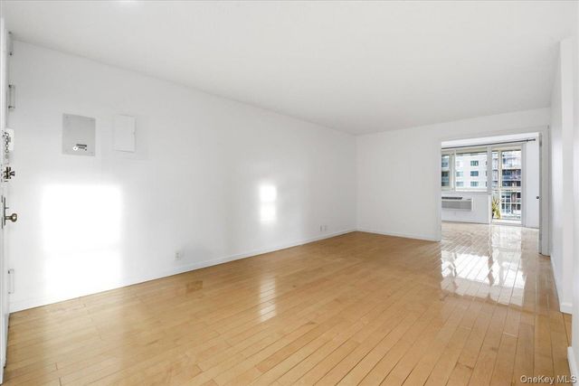 118-17 Union Tpke 16G, Forest Hills, NY 11375