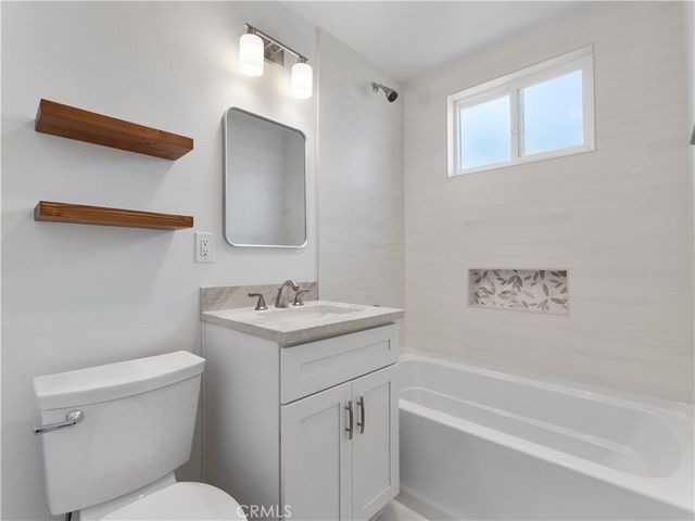 8662 Royer Circle, Huntington Beach, CA 92647