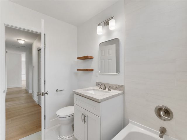 8662 Royer Circle, Huntington Beach, CA 92647