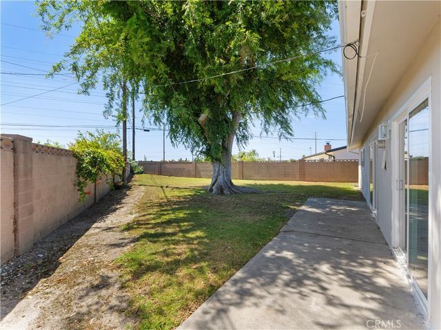 8662 Royer Circle, Huntington Beach, CA 92647