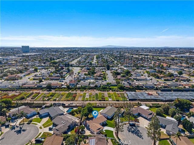 8662 Royer Circle, Huntington Beach, CA 92647