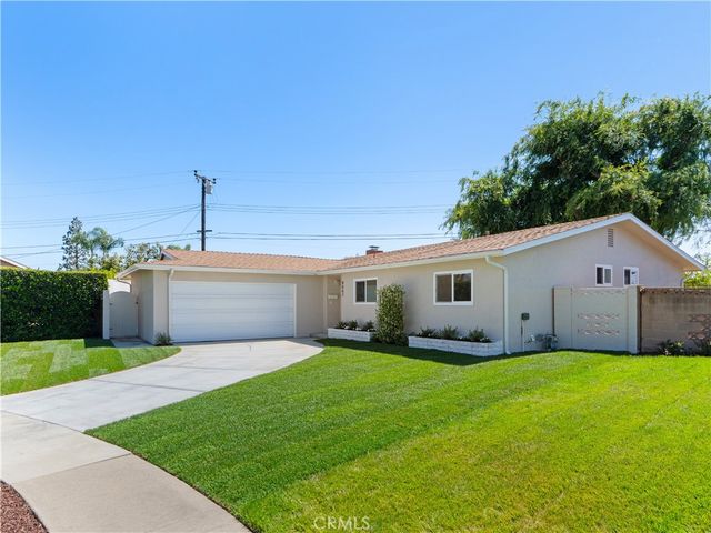 8662 Royer Circle, Huntington Beach, CA 92647