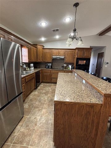 51151 E Cr 1525, Stratford, OK 74872