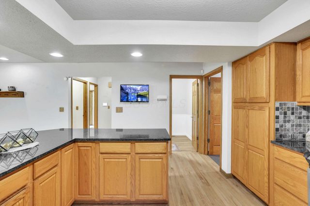 200 Hazelton Etna Road SW, Pataskala, OH 43062
