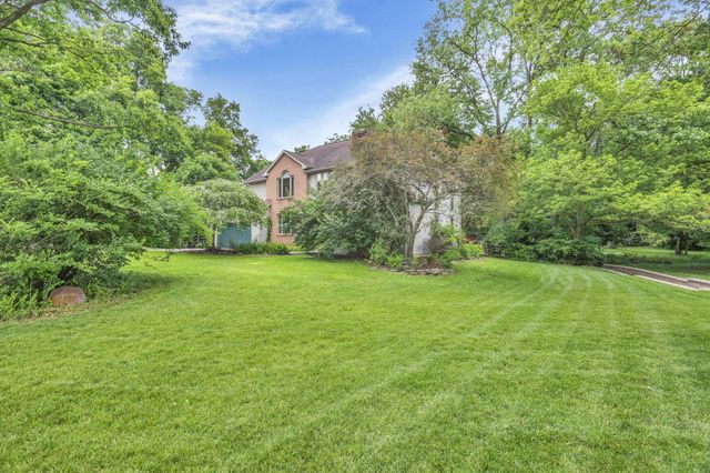 200 Hazelton Etna Road SW, Pataskala, OH 43062