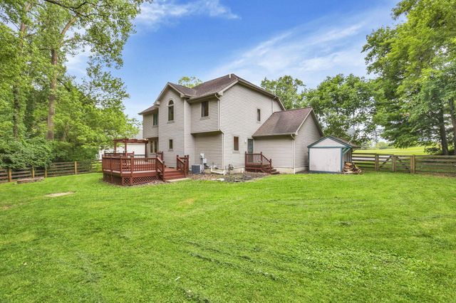 200 Hazelton Etna Road SW, Pataskala, OH 43062