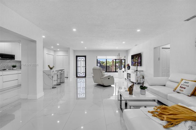1270 W 64th Terrace, Hialeah, FL 33012