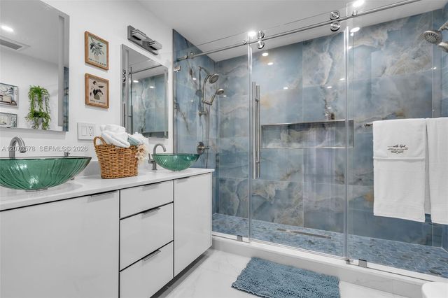 1270 W 64th Terrace, Hialeah, FL 33012