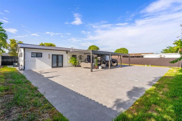 1270 W 64th Terrace, Hialeah, FL 33012