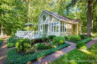 3390 E Baseline Road, White Cloud, MI 49349