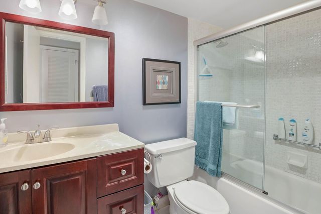 4822 Esedra Court 303, Lake Worth, FL 33467