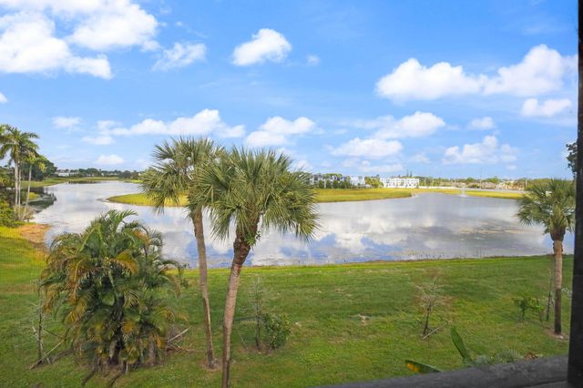 4822 Esedra Court 303, Lake Worth, FL 33467