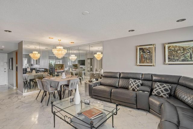 4822 Esedra Court 303, Lake Worth, FL 33467