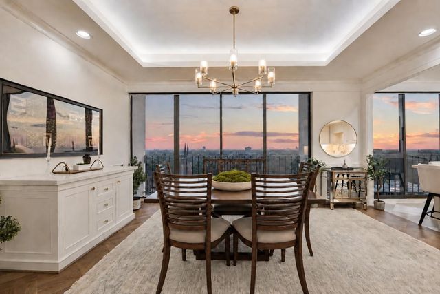 5001 Woodway Drive PH2, Houston, TX 77056