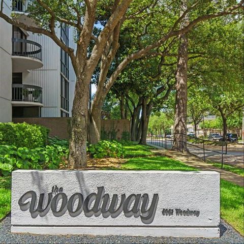 5001 Woodway Drive PH2, Houston, TX 77056