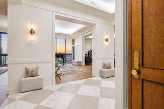 5001 Woodway Drive PH2, Houston, TX 77056