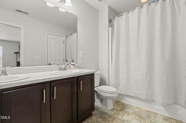 745 Lake Artesia Lane, Fuquay Varina, NC 27526