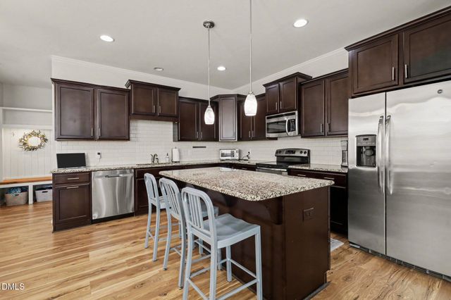 745 Lake Artesia Lane, Fuquay Varina, NC 27526