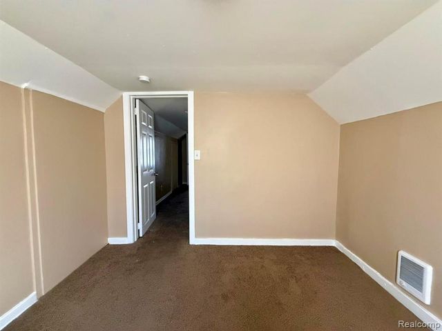 5044 Mcclellan Street, Detroit, MI 48213