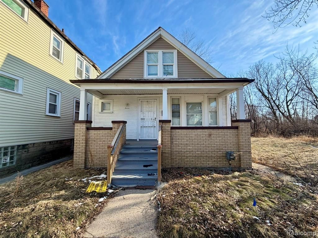 5044 Mcclellan Street, Detroit, MI 48213