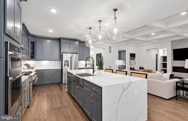 18465 SUGAR SNAP CIR, Leesburg, VA 20176