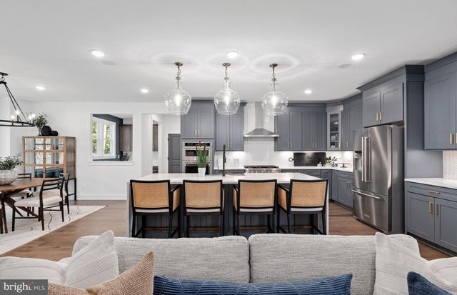 18465 SUGAR SNAP CIR, Leesburg, VA 20176