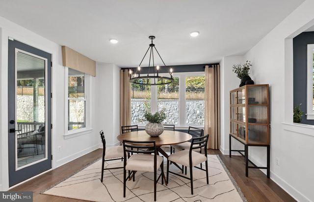 18465 SUGAR SNAP CIR, Leesburg, VA 20176