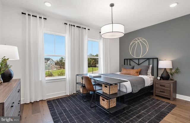 18465 SUGAR SNAP CIR, Leesburg, VA 20176