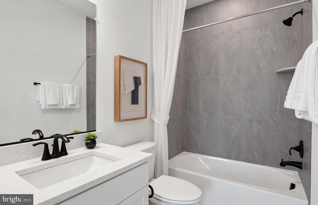 18465 SUGAR SNAP CIR, Leesburg, VA 20176