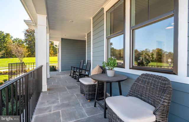 18465 SUGAR SNAP CIR, Leesburg, VA 20176