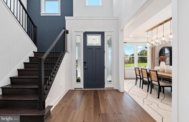 18465 SUGAR SNAP CIR, Leesburg, VA 20176