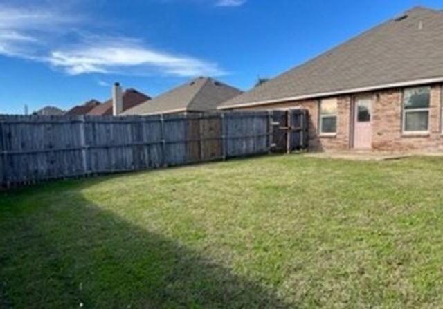 2210 Marvin Drive, Lancaster, TX 75134