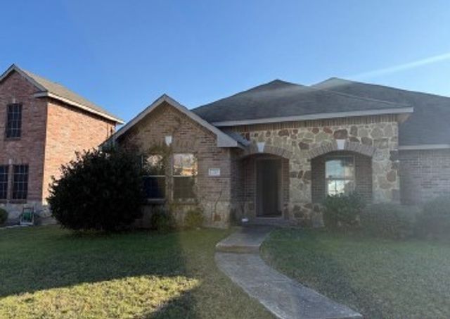 2210 Marvin Drive, Lancaster, TX 75134