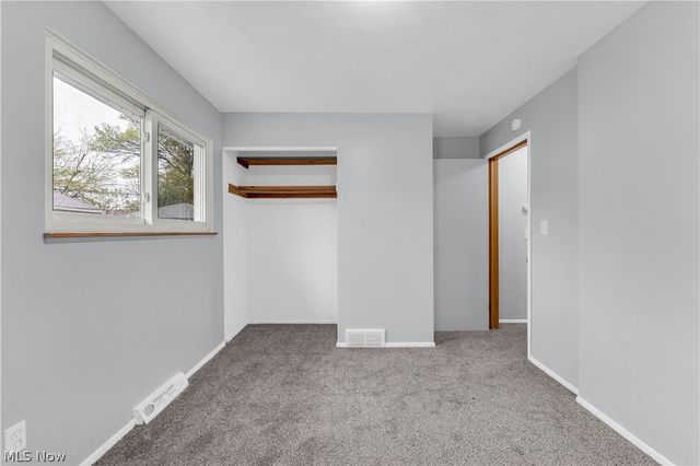 927 E 216th Street, Euclid, OH 44119