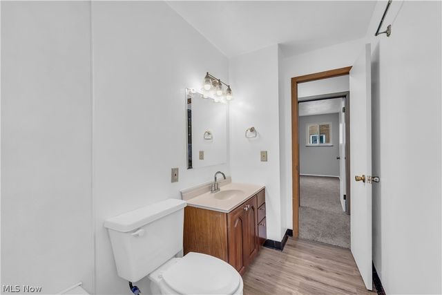 927 E 216th Street, Euclid, OH 44119