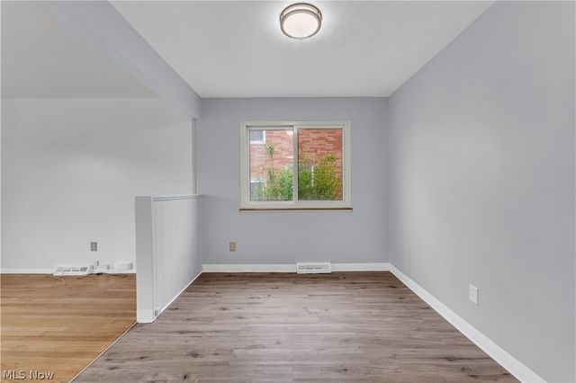 927 E 216th Street, Euclid, OH 44119