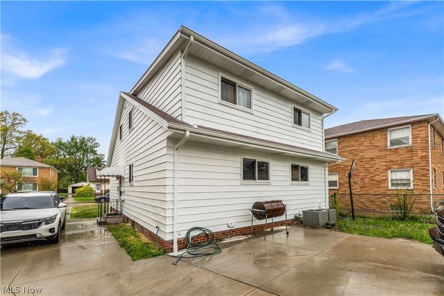 927 E 216th Street, Euclid, OH 44119