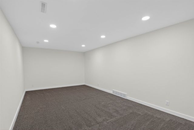 3700 SW 29th Street, Des Moines, IA 50321