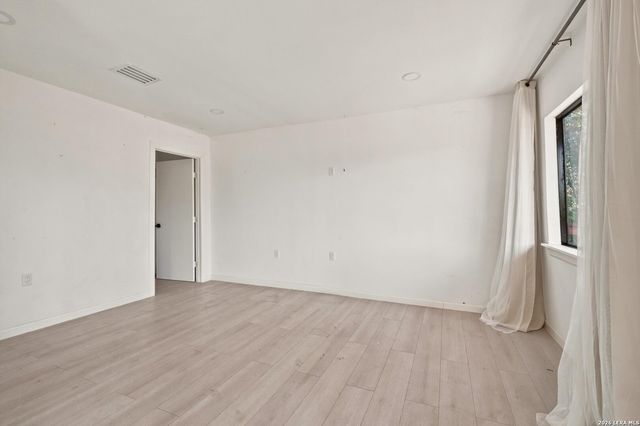 3014 EL PASO ST, San Antonio, TX 78207