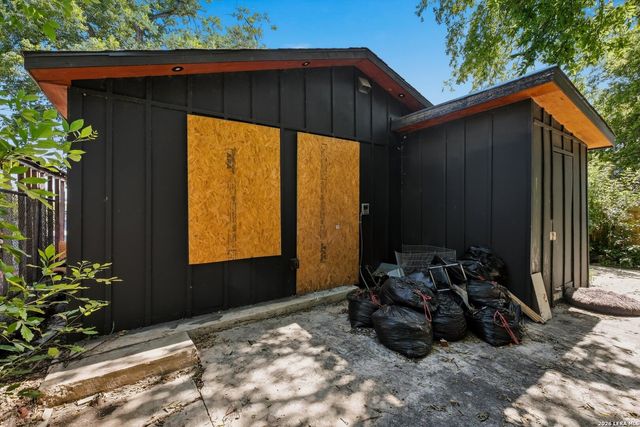 3014 EL PASO ST, San Antonio, TX 78207