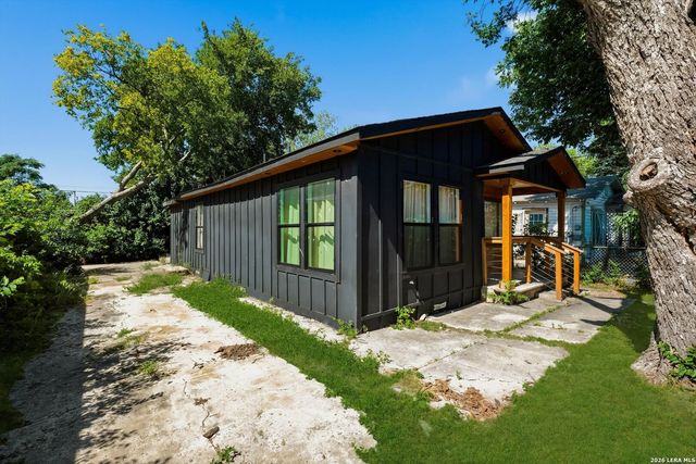 3014 EL PASO ST, San Antonio, TX 78207